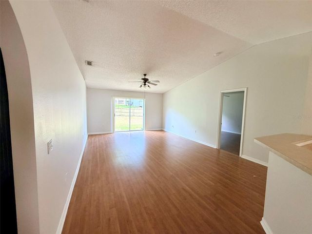 602 SUN BLUFF LANE, Apopka, FL 32712