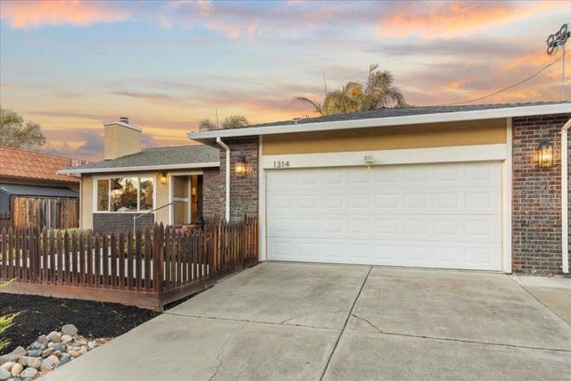 1314 Vancouver Way, Livermore, CA 94550
