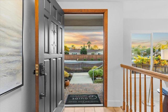 1314 Vancouver Way, Livermore, CA 94550