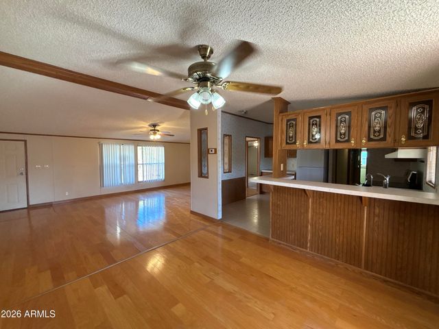 44410 N 14th Street, New River, AZ 85087