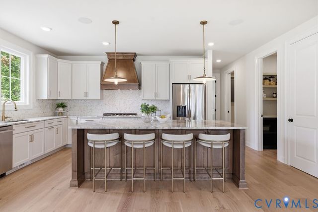 4901 Winding Waters Dr, Moseley, VA 23120