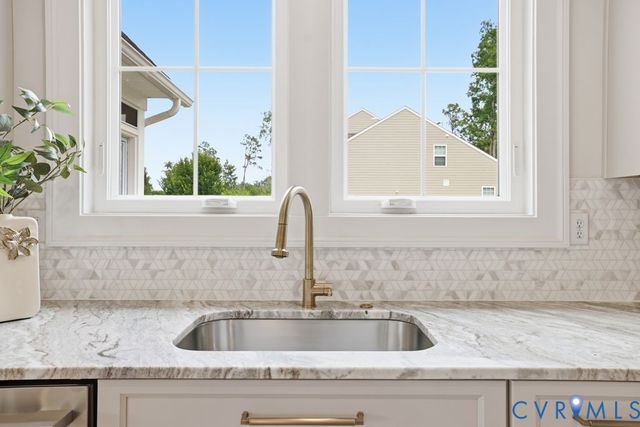 4901 Winding Waters Dr, Moseley, VA 23120