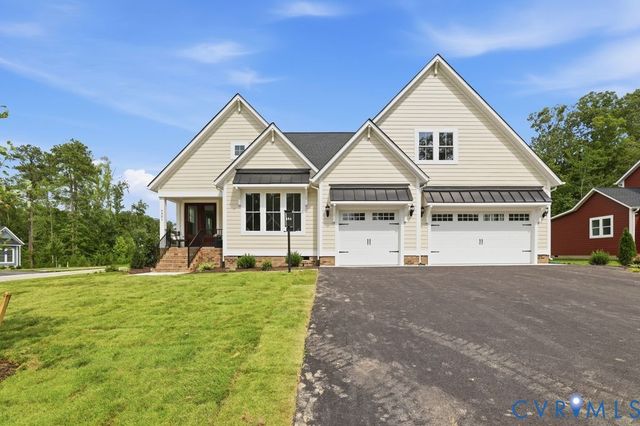 4901 Winding Waters Dr, Moseley, VA 23120