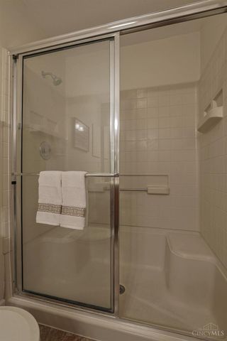 5199 Scarsdale Cove, Green Twp, OH 45248