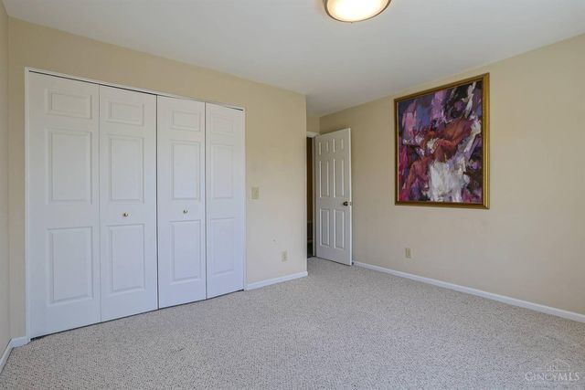 5199 Scarsdale Cove, Green Twp, OH 45248