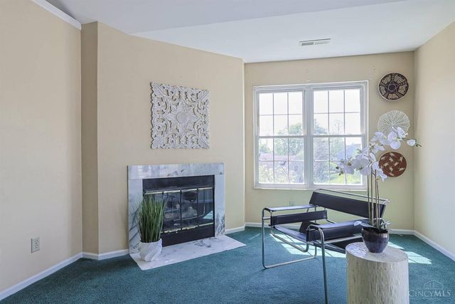 5199 Scarsdale Cove, Green Twp, OH 45248
