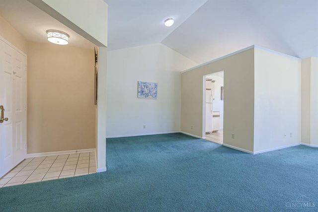 5199 Scarsdale Cove, Green Twp, OH 45248