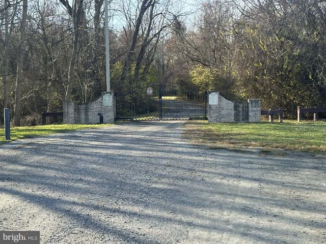 6 LANSDOWN CT, Elkton, MD 21921