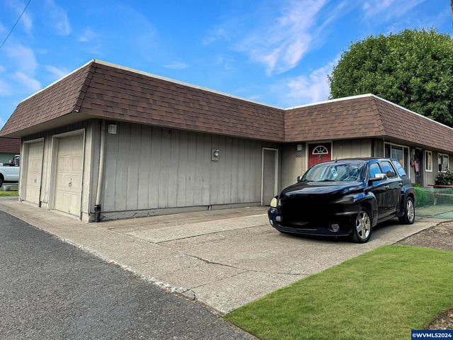 3454 Chiefs #1 Ct NE, Salem, OR 97305