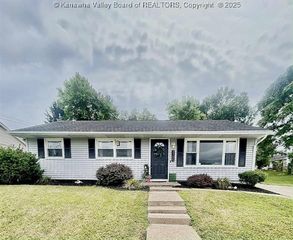 3105 Brereton Ct, Huntington, WV 25571