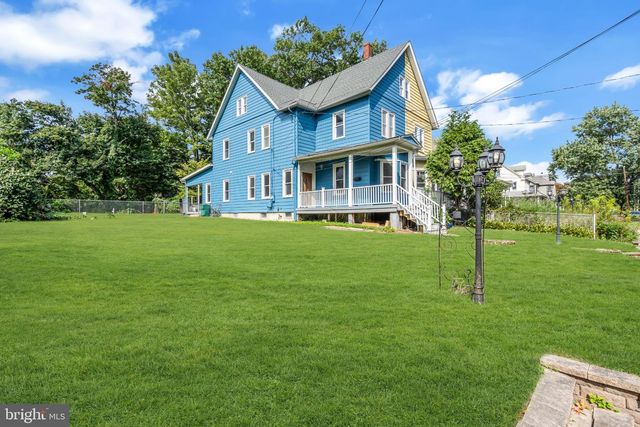 212 CLIFTON AVE, Mt Holly, NJ 08060