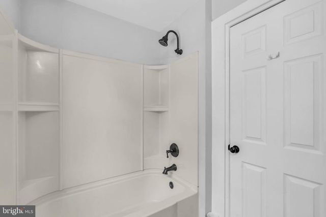 212 CLIFTON AVE, Mt Holly, NJ 08060