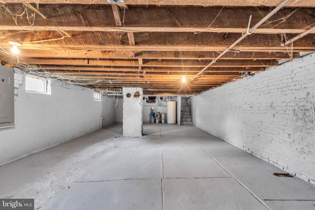 212 CLIFTON AVE, Mt Holly, NJ 08060