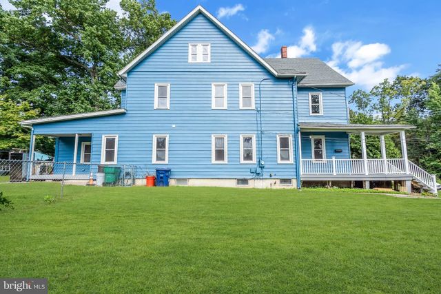 212 CLIFTON AVE, Mt Holly, NJ 08060