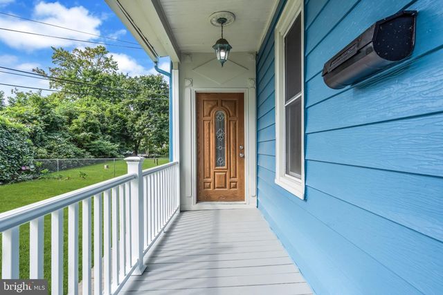 212 CLIFTON AVE, Mt Holly, NJ 08060