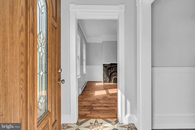 212 CLIFTON AVE, Mt Holly, NJ 08060