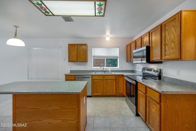 9181 E Sugar Sumac Street, Tucson, AZ 85747