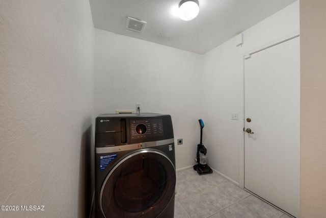 9181 E Sugar Sumac Street, Tucson, AZ 85747