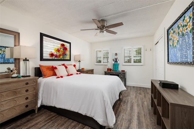 1 BOCA CIEGA POINT BOULEVARD 206, St Petersburg, FL 33708