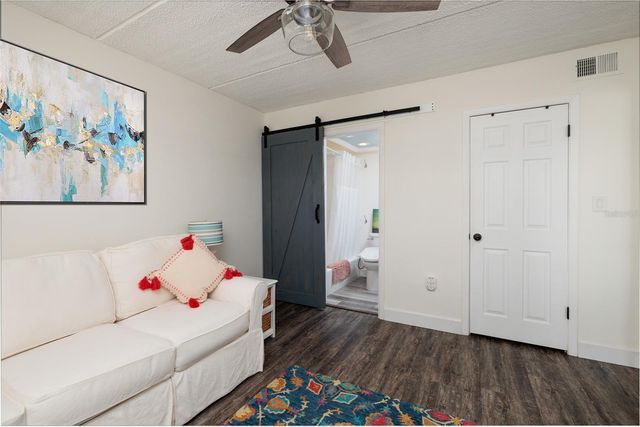 1 BOCA CIEGA POINT BOULEVARD 206, St Petersburg, FL 33708