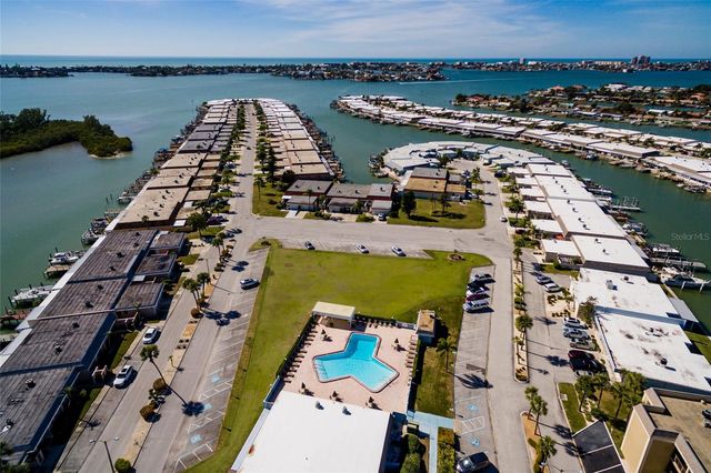 1 BOCA CIEGA POINT BOULEVARD 206, St Petersburg, FL 33708