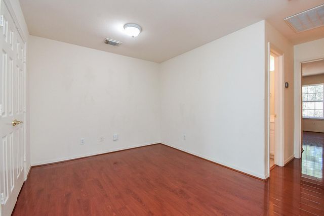 13646 Garden Grove, Houston, TX 77082