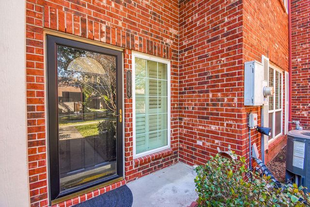 13646 Garden Grove, Houston, TX 77082