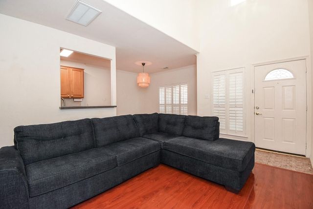 13646 Garden Grove, Houston, TX 77082