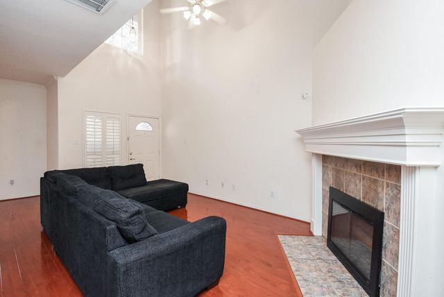 13646 Garden Grove, Houston, TX 77082