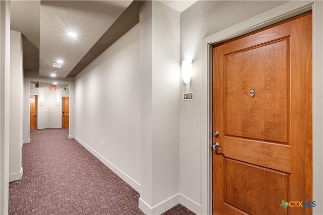 7342 Oak Manor Drive 4107, San Antonio, TX 78229