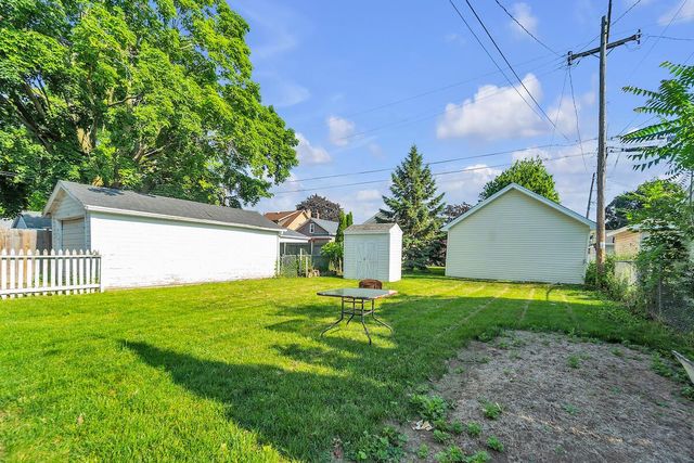 2512 Olive STREET, Racine, WI 53403
