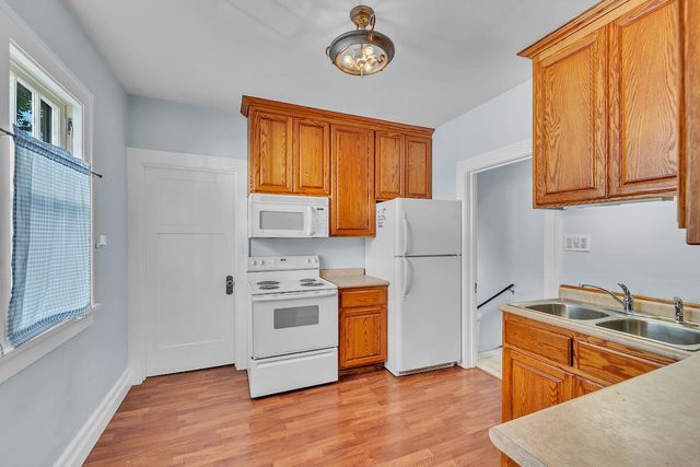 2512 Olive STREET, Racine, WI 53403