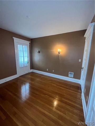 543 Potomac Avenue, Buffalo, NY 14222