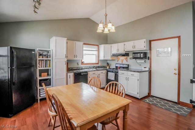 115 Sabetha Place, Akron, OH 44313