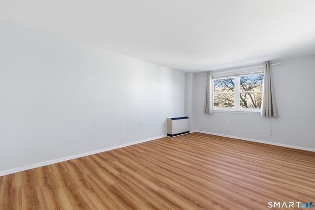 893 Farmington Avenue 5I, West Hartford, CT 06119