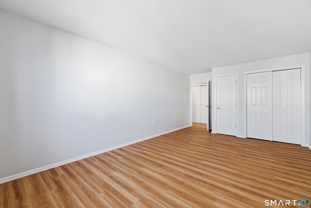 893 Farmington Avenue 5I, West Hartford, CT 06119