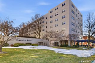 893 Farmington Avenue 5I, West Hartford, CT 06119