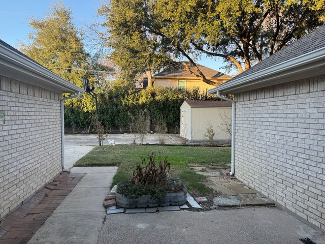 7809 Hightower Drive, North Richland Hills, TX 76182