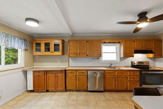 223 Linwood St, Lynn, MA 01905