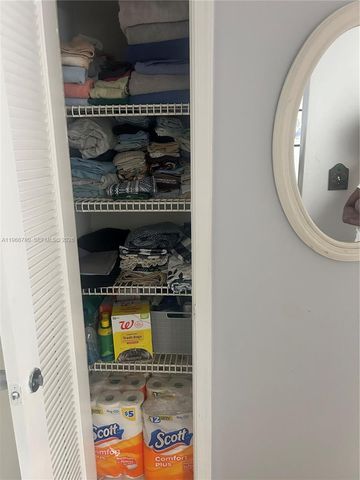 5715 NW 85th Ave, Tamarac, FL 33321