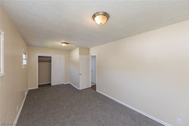 4004 E 41st Street, Newburgh Heights, OH 44105