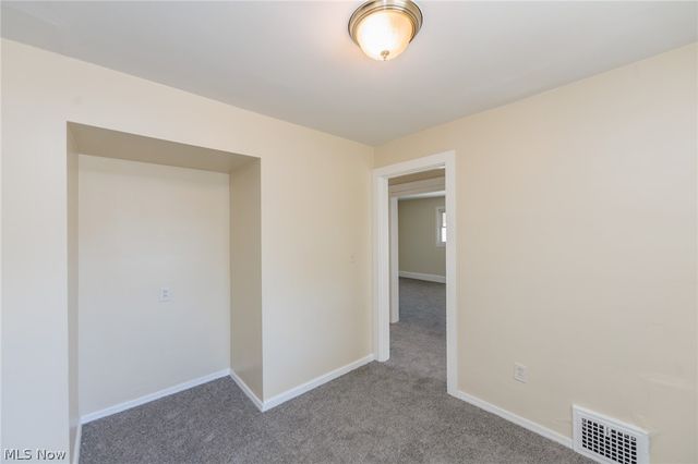 4004 E 41st Street, Newburgh Heights, OH 44105