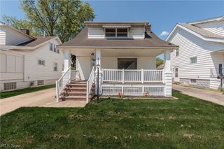 4004 E 41st Street, Newburgh Heights, OH 44105