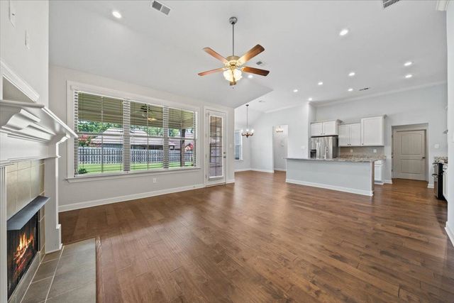 8544 WOODLAND ROSE CIR S, Memphis, TN 38016