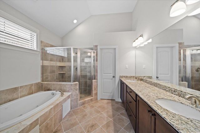 8544 WOODLAND ROSE CIR S, Memphis, TN 38016