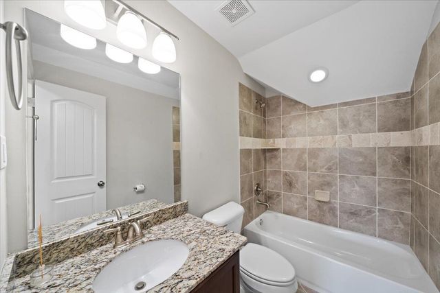 8544 WOODLAND ROSE CIR S, Memphis, TN 38016