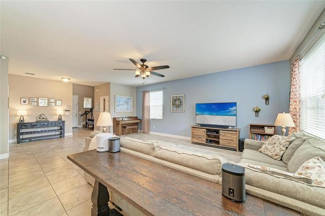 8425 NANDINA DRIVE, Sarasota, FL 34240