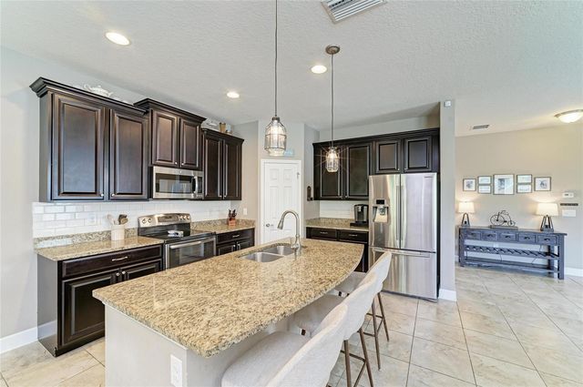 8425 NANDINA DRIVE, Sarasota, FL 34240