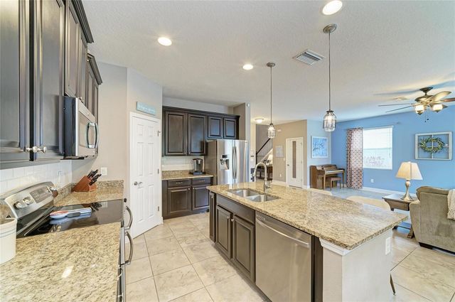 8425 NANDINA DRIVE, Sarasota, FL 34240