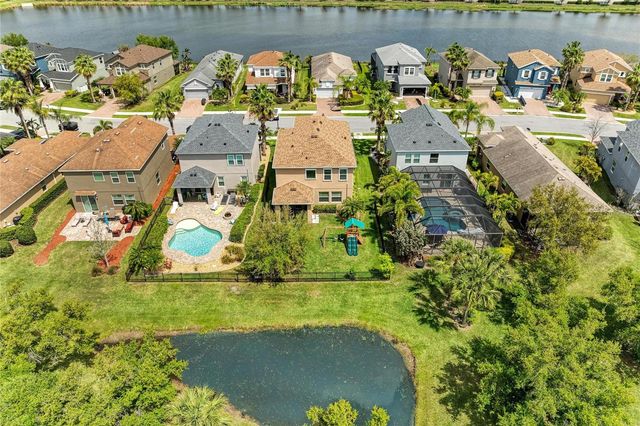 8425 NANDINA DRIVE, Sarasota, FL 34240